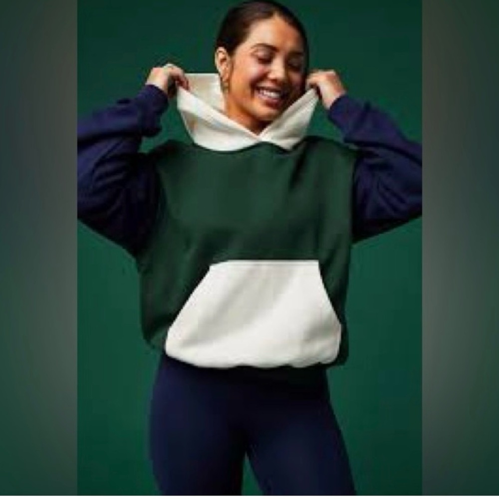Fabletics Forest Green and Cream Hoodie